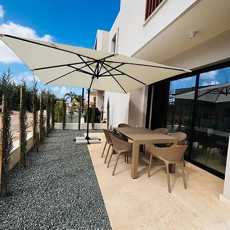Villa Avalon Gardens Pink&blue With Swimming Pools Sauna Restaurant Gym